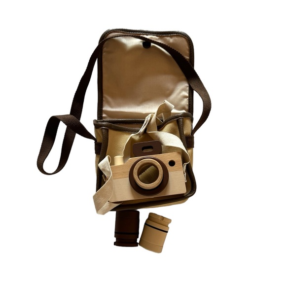 Coco Village Wooden Camera with Bag - Picture 1 of 10